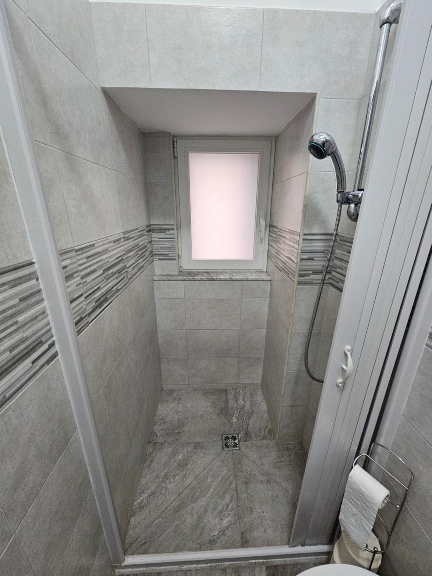 Dimora Piazza Roma Apartment มาร์ตินาฟรังกา ภายนอก รูปภาพ